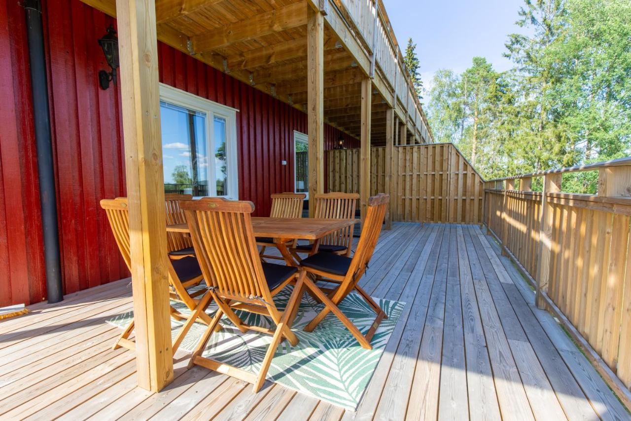 Nyrenoverat Boende I Vackra Jarvso Exterior photo
